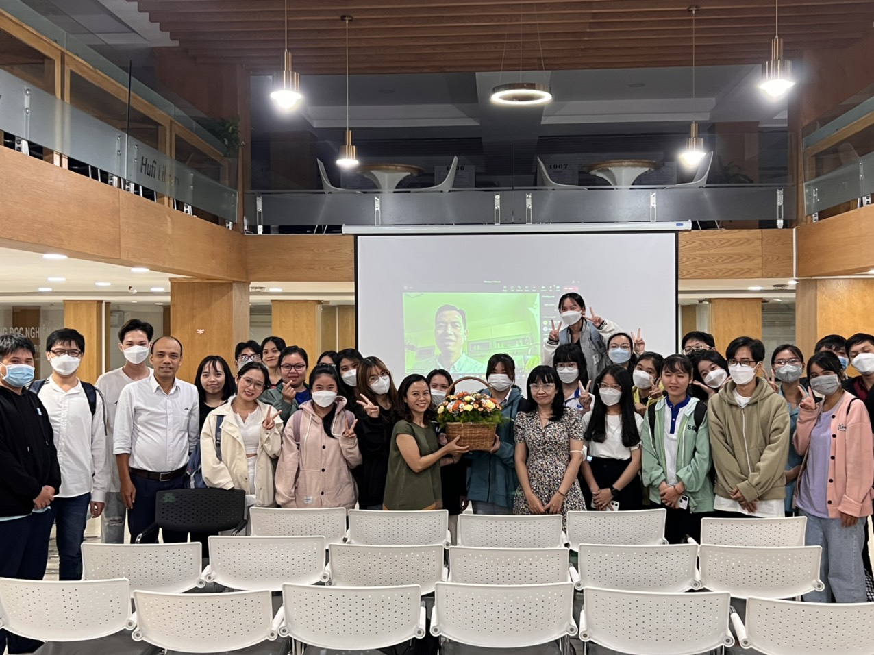 Buổi seminar chia sẻ về kỹ năng mềm